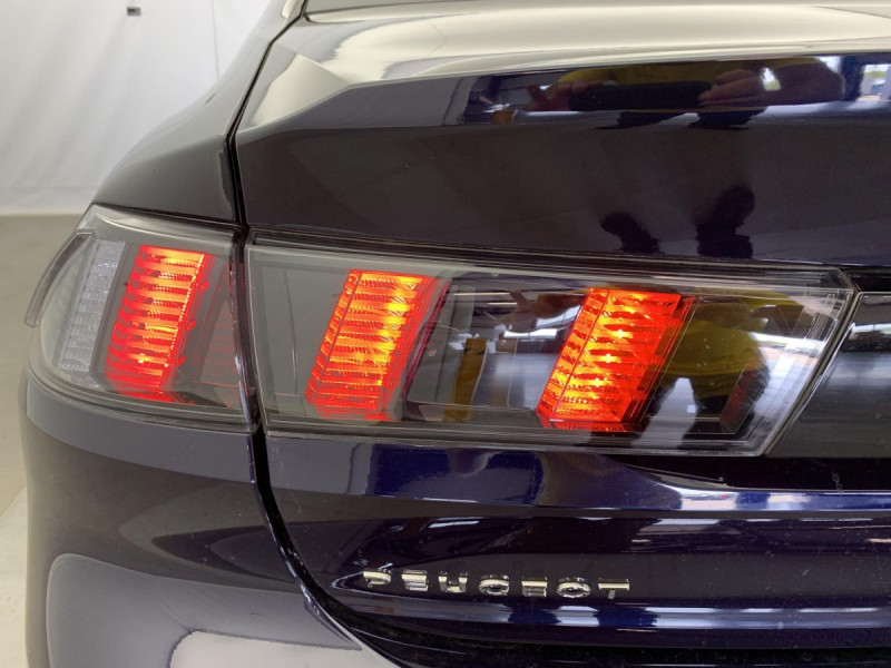 Photo 13 de l'offre de PEUGEOT 508 PureTech 130 ch S&S EAT8 Allure Pack à 25998€ chez Carlyss automobiles Vitré