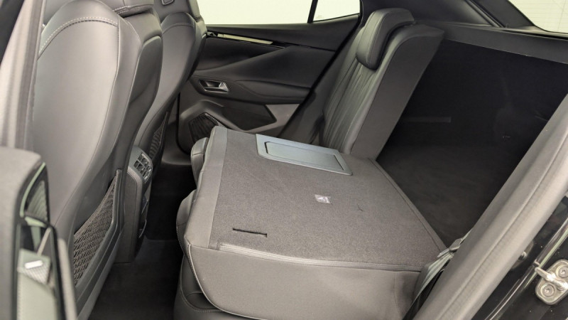 Photo 12 de l'offre de DS DS4 PureTech 130 EAT8 Rivoli à 24430€ chez Carlyss automobiles Vitré