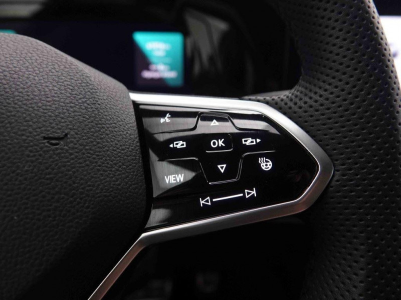 Photo 17 de l'offre de Volkswagen Golf GTD 2.0 Tdi 200 DSG à 42165€ chez Carlyss automobiles Vitré