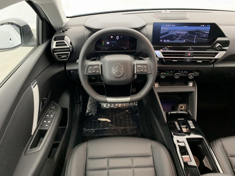 Photo 13 de l'offre de CITROEN C4 Hybride 145 e-DCS6 Max à 22998€ chez Carlyss automobiles Vitré