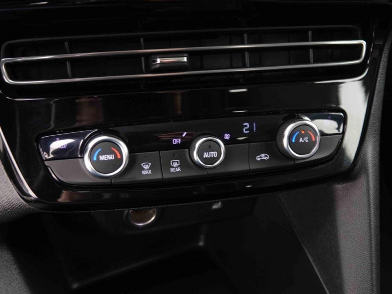 Photo 15 de l'offre de OPEL Mokka 1.2 TURBO 100 EDITION à 20798€ chez Carlyss automobiles Vitré