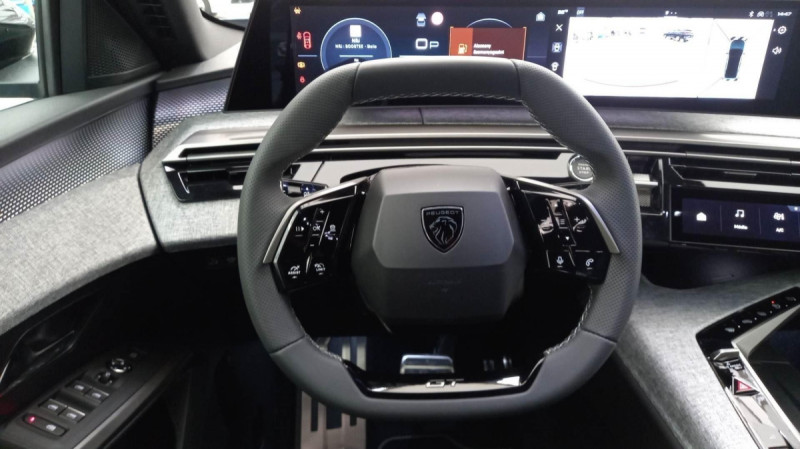 Photo 9 de l'offre de PEUGEOT 3008 Hybrid 136 e-DCS6 GT à 33898€ chez Carlyss automobiles Vitré