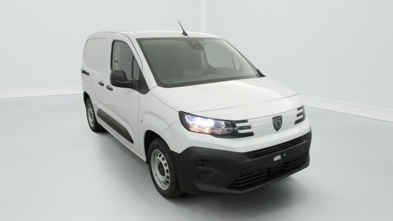 Photo 1 de l'offre de PEUGEOT Partner Fourgon M 650 KG BLUEHDI 130 S&S EAT8 à 21837€ chez Carlyss automobiles Vitré