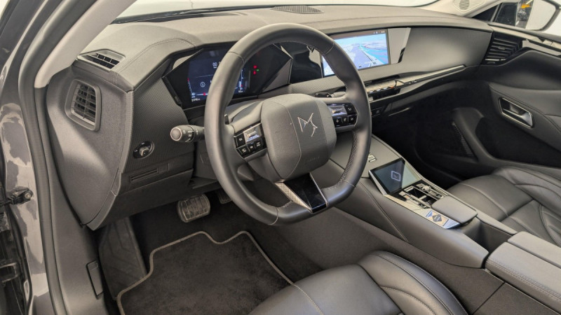 Photo 15 de l'offre de DS DS4 PureTech 130 EAT8 Rivoli à 23355€ chez Carlyss automobiles Vitré