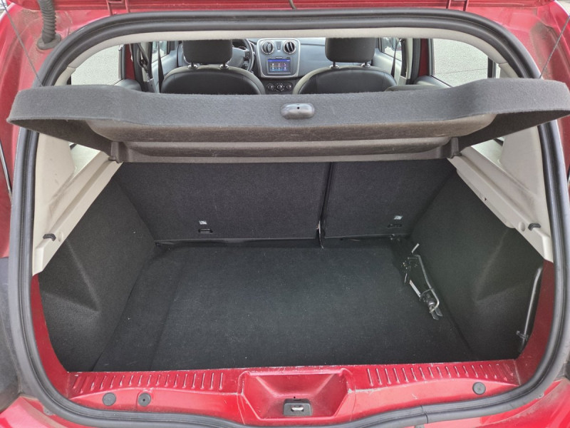 Photo 6 de l'offre de Dacia Sandero (2) Stepway Prestige TCe 90 à 8990€ chez Carlyss automobiles Vitré