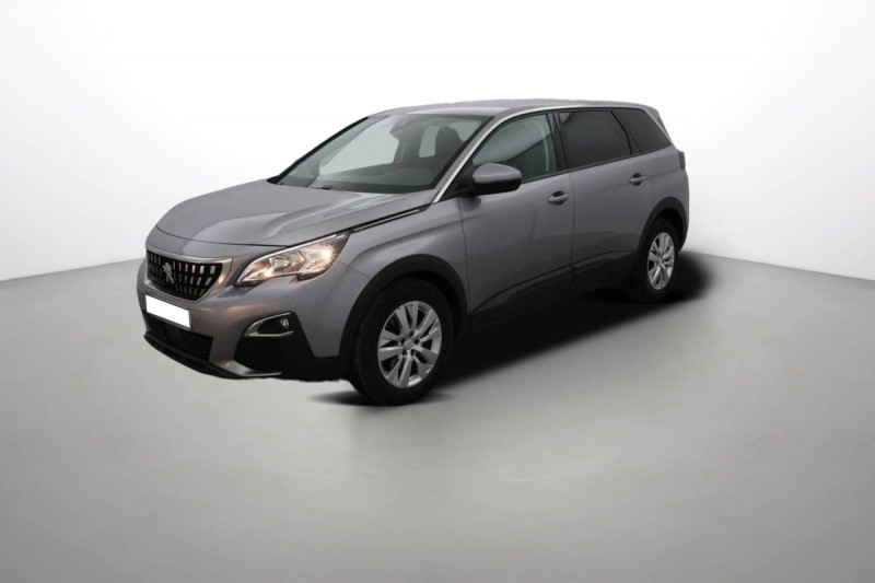 Photo 1 de l'offre de PEUGEOT 5008 PureTech 130ch S&S BVM6 Active à 18697€ chez Carlyss automobiles Vitré