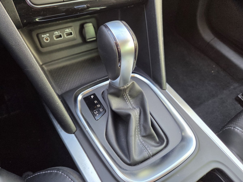 Photo 11 de l'offre de Renault Mégane Berline (4) techno Blue dCi 115 EDC à 17490€ chez Carlyss automobiles Vitré