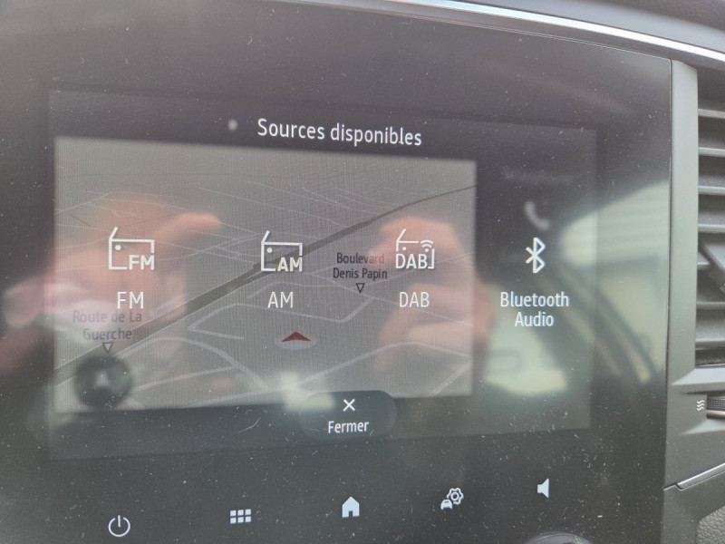 Photo 13 de l'offre de Renault Mégane Berline (4) Business TCe 115 FAP -21N à 15990€ chez Carlyss automobiles Vitré