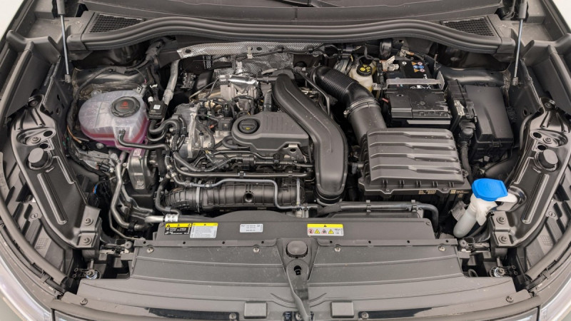 Photo 22 de l'offre de VOLKSWAGEN TIGUAN NOUVEAU 1.5 eTSI 150CV DSG7 LIFE PLUS à 39998€ chez Carlyss automobiles Vitré