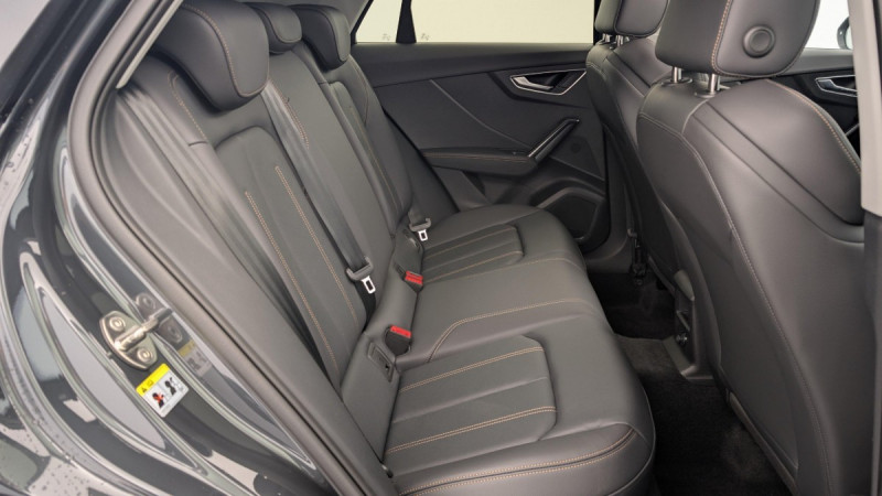 Photo 10 de l'offre de AUDI Q2 35 TDI 150 S tronic 7 Design à 38498€ chez Carlyss automobiles Vitré