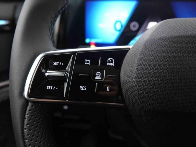 Photo 25 de l'offre de RENAULT Espace E-TECH 200 Full Hybrid 7PL Techno à 39898€ chez Carlyss automobiles Vitré