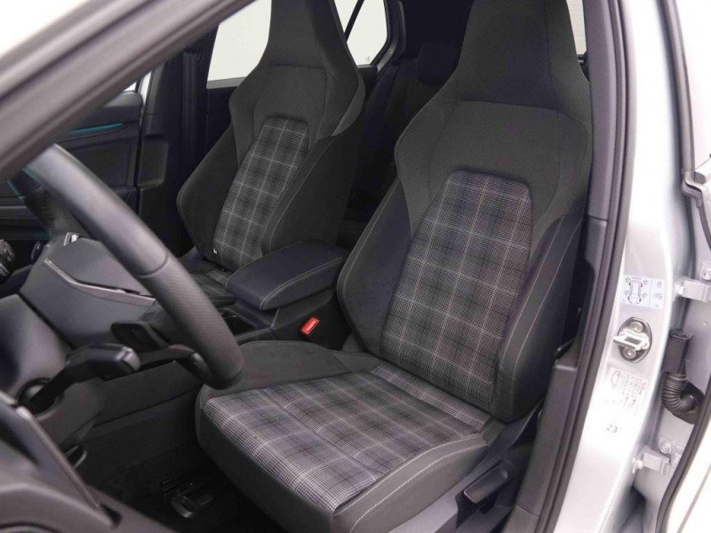 Photo 5 de l'offre de Volkswagen Golf GTD 2.0 Tdi 200 DSG à 42165€ chez Carlyss automobiles Vitré