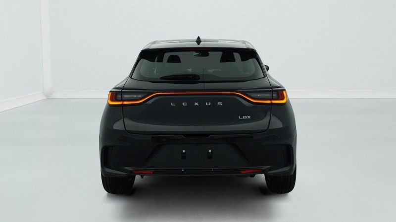 Photo 5 de l'offre de Lexus LBX 2WD Business à 31998€ chez Carlyss automobiles Vitré