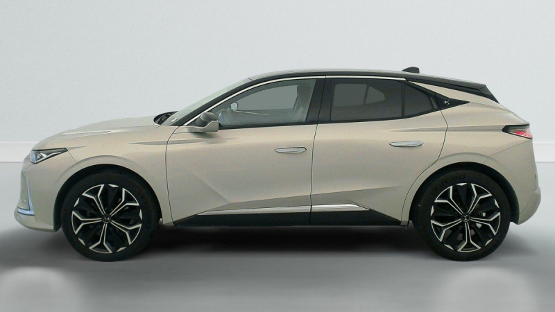 Photo 4 de l'offre de DS DS4 PureTech 130 EAT8 Rivoli à 22244€ chez Carlyss automobiles Vitré