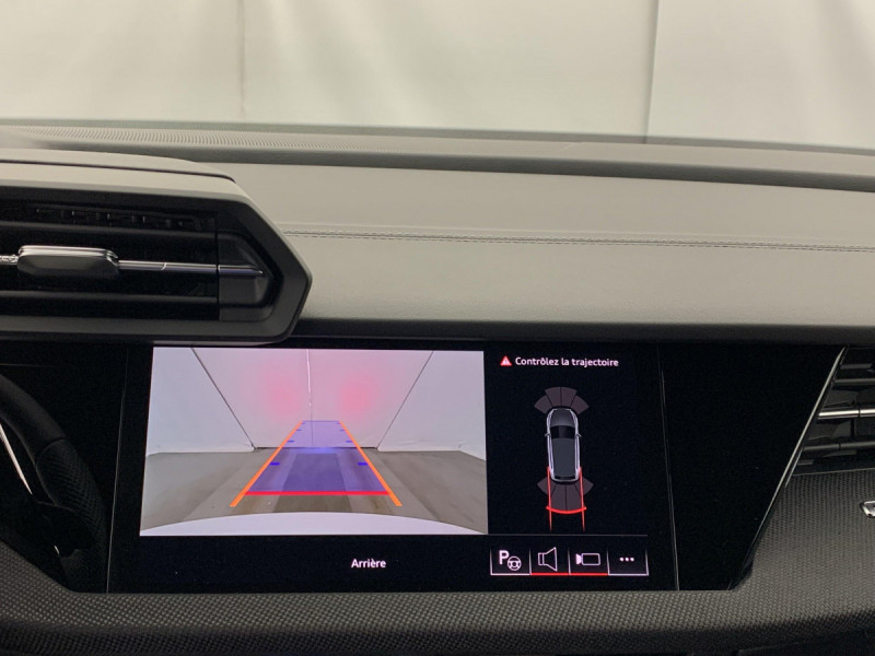Photo 29 de l'offre de Audi A3 ALLSTREET TFSI e Hybride rechargeable 204 S tronic 6 Design à 42998€ chez Carlyss automobiles Vitré