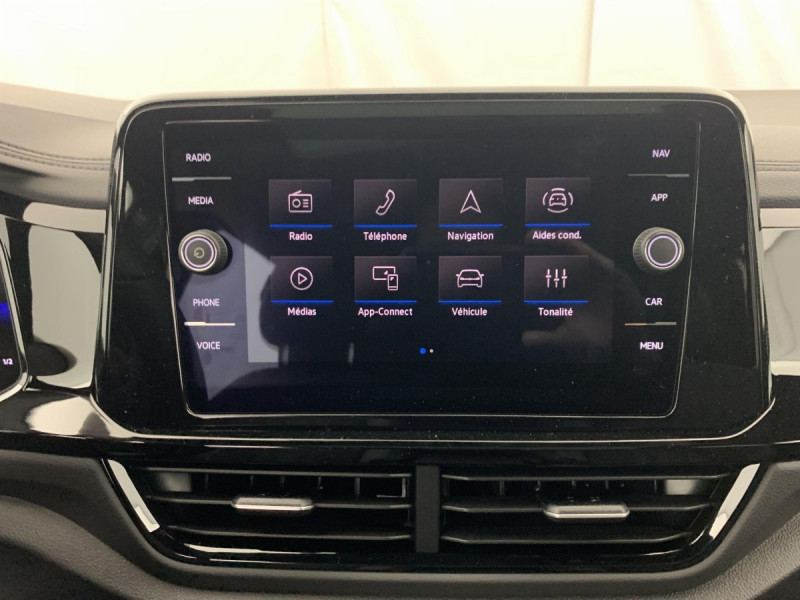 Photo 10 de l'offre de VOLKSWAGEN T-roc 2.0 TDI 150 Start/Stop DSG7 R-Line Edition à 37498€ chez Carlyss automobiles Vitré