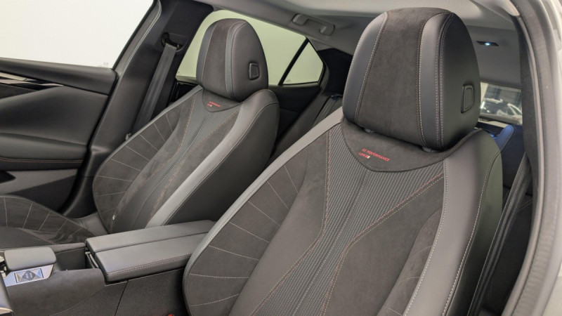 Photo 16 de l'offre de DS DS4 PureTech 130 EAT8 Performance Line+ à 24110€ chez Carlyss automobiles Vitré