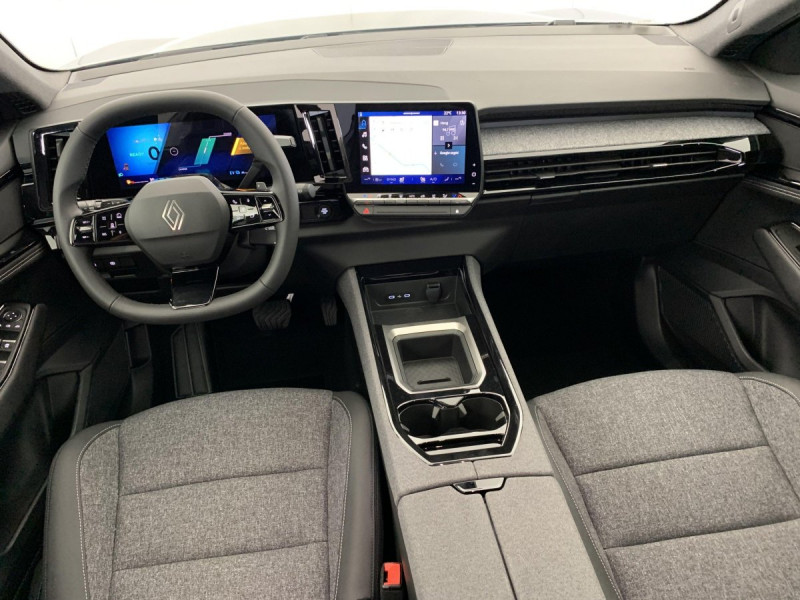 Photo 13 de l'offre de Renault AUSTRAL NOUVEAU FULL HYBRID E-TECH 200 CH EVOLUTION à 32598€ chez Carlyss automobiles Vitré