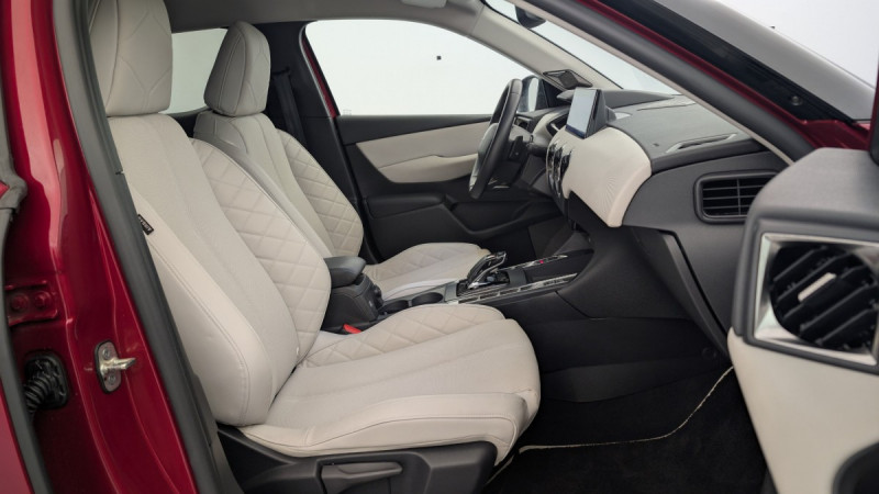 Photo 9 de l'offre de DS DS3 PureTech 130 EAT8 Esprit de Voyage à 24021€ chez Carlyss automobiles Vitré