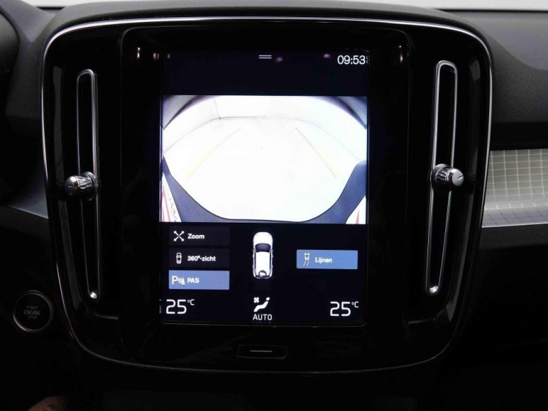 Photo 14 de l'offre de VOLVO XC40 1.5 T4 Recharge 211 PHEV Inscription à 31702€ chez Carlyss automobiles Vitré