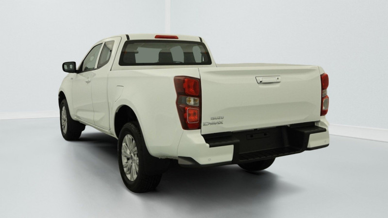 Photo 4 de l'offre de ISUZU D-MAX 1.9 4X4 SPACE CAB N60 B.B+  AT à 40609€ chez Carlyss automobiles Vitré