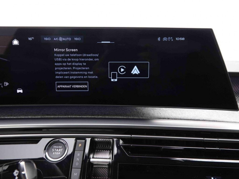 Photo 12 de l'offre de PEUGEOT 3008 1.2 HYBRID 136 E-DSC6 New Model GT à 40965€ chez Carlyss automobiles Vitré