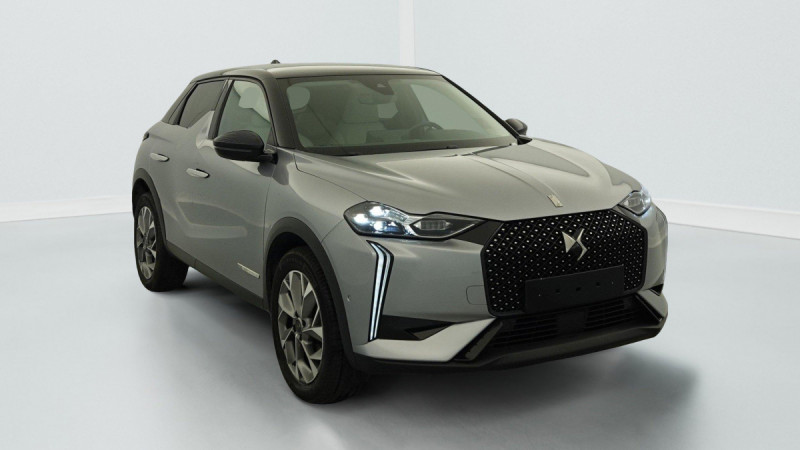 Ds DS3 PureTech 130 EAT8 Esprit de Voyage Essence Gris clair Occasion à vendre