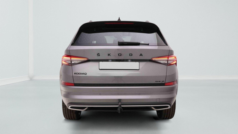 Photo 6 de l'offre de SKODA Kodiaq 2.0 Tdi 150 DSG Sportline 7pl à 40593€ chez Carlyss automobiles Vitré