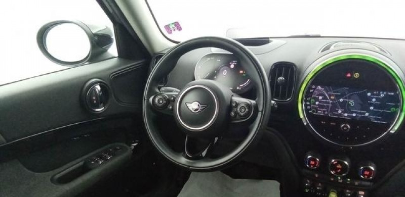 Photo 11 de l'offre de MINI COUNTRYMAN F60 Countryman 136 - 88 ch ALL4 BVA6 Cooper SE Business Design à 25598€ chez Carlyss automobiles Vitré