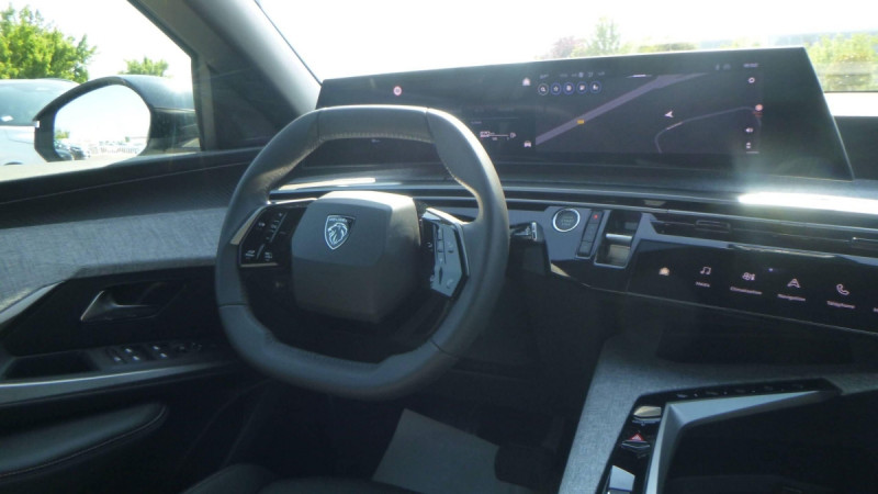 Photo 4 de l'offre de PEUGEOT 3008 Hybrid 145 e-DCS6 Allure à 33398€ chez Carlyss automobiles Vitré