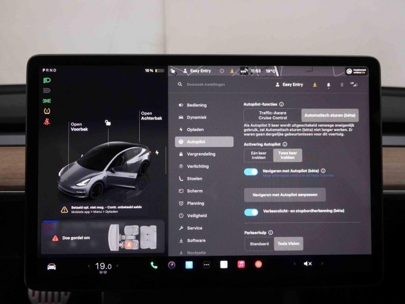 Photo 7 de l'offre de TESLA MODEL 3 78 kWh 512 AWD Performance Long Range à 38098€ chez Carlyss automobiles Vitré