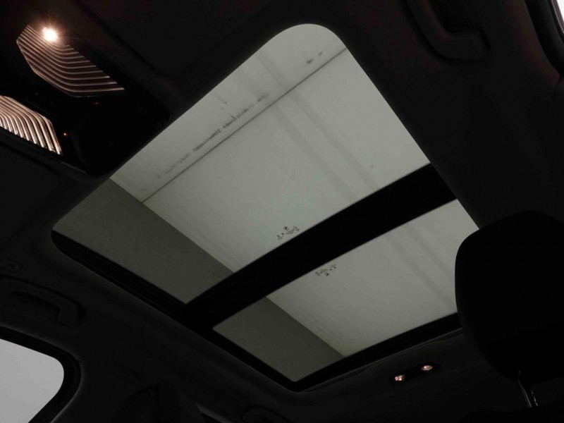 Photo 8 de l'offre de Bmw 3 330e 292 PHEV Touring Sport à 37093€ chez Carlyss automobiles Vitré