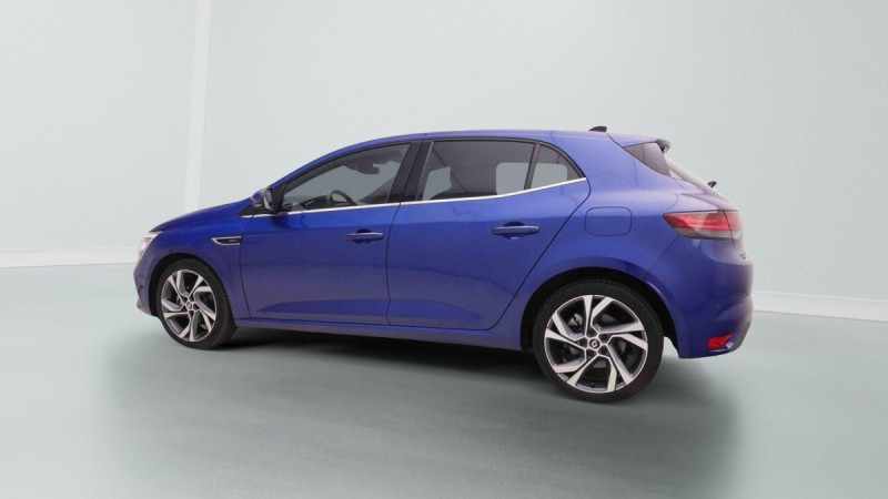 Photo 4 de l'offre de RENAULT Mégane 1.6 E-Tech 160 PHEV DCT RS-Line à 28565€ chez Carlyss automobiles Vitré