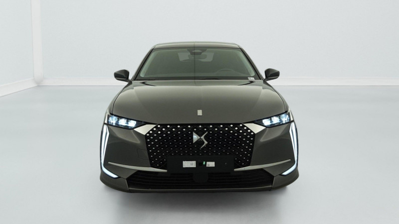 Photo 2 de l'offre de DS DS4 PureTech 130 EAT8 Rivoli à 25317€ chez Carlyss automobiles Vitré