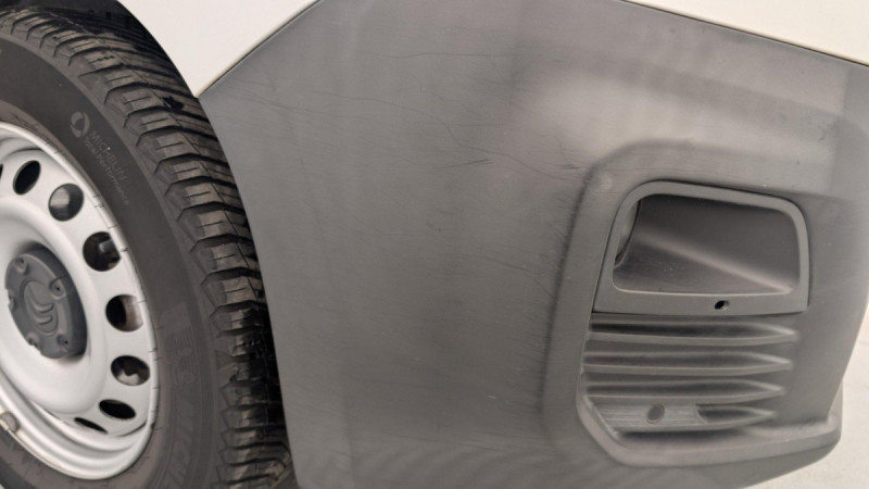 Photo 19 de l'offre de CITROEN BERLINGO VAN M 650 BLUEHDI 100 S&S BVM5 CLUB à 12777€ chez Carlyss automobiles Vitré