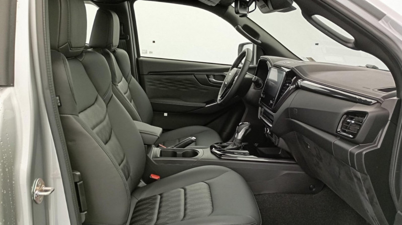 Photo 7 de l'offre de ISUZU D-MAX 1.9 4X4 SPACE CAB N60 NSPORT  AT à 45846€ chez Carlyss automobiles Vitré
