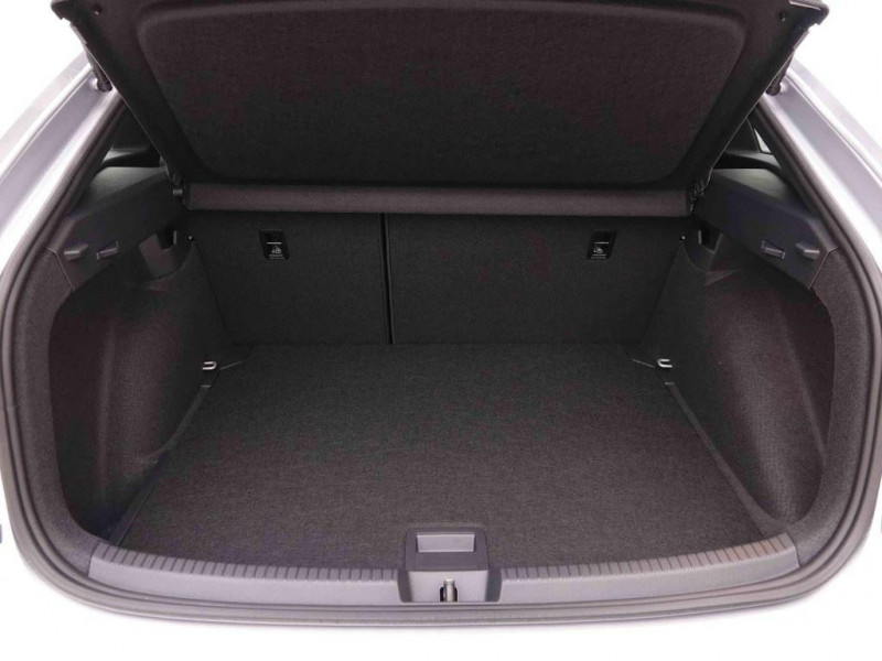 Photo 3 de l'offre de Volkswagen Taigo 1.0 TSi 115 R-Line à 27998€ chez Carlyss automobiles Vitré