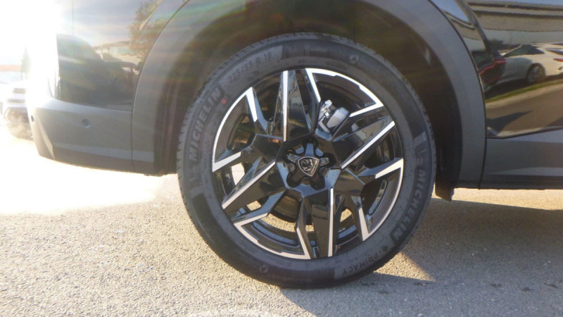 Photo 7 de l'offre de PEUGEOT 5008 Hybrid 145 e-DCS6 GT à 42398€ chez Carlyss automobiles Vitré