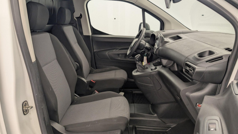 Photo 9 de l'offre de CITROEN BERLINGO VAN M 650 BLUEHDI 100 S&S BVM5 CLUB à 12777€ chez Carlyss automobiles Vitré