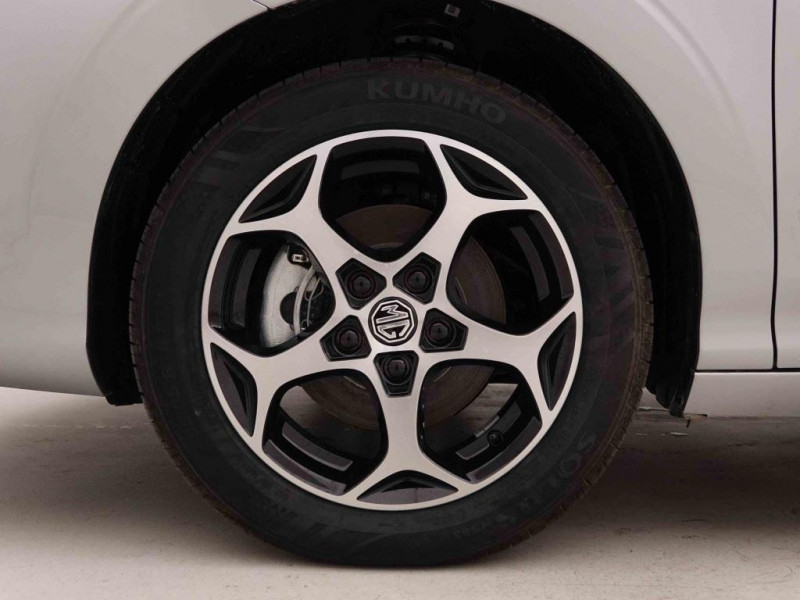 Photo 19 de l'offre de MG Motor MG3 1.5 HYBRID à 23498€ chez Carlyss automobiles Vitré