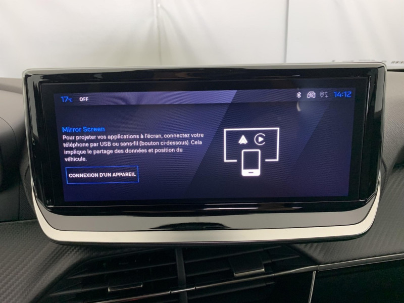 Photo 18 de l'offre de PEUGEOT 2008 Hybrid 145 e-DCS6 Allure à 24998€ chez Carlyss automobiles Vitré