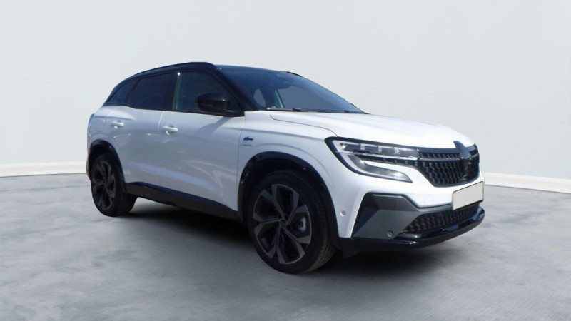 Photo 2 de l'offre de Renault Austral Austral E-Tech full hybrid 200 GSR2 Techno esprit Alpine à 37098€ chez Carlyss automobiles Vitré