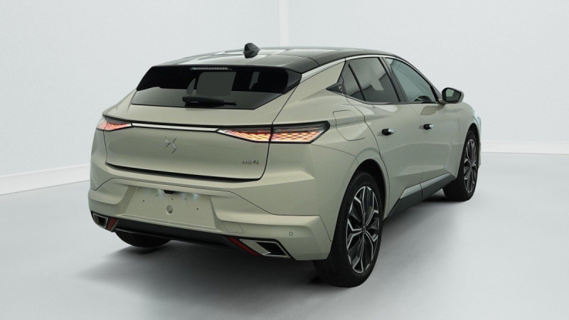 Photo 7 de l'offre de DS DS4 PureTech 130 EAT8 Rivoli à 22018€ chez Carlyss automobiles Vitré