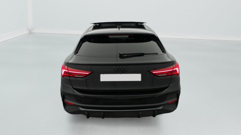 Photo 6 de l'offre de AUDI Q3 Sportback 35 TDI 150 ch S tronic 7 S line à 48598€ chez Carlyss automobiles Vitré