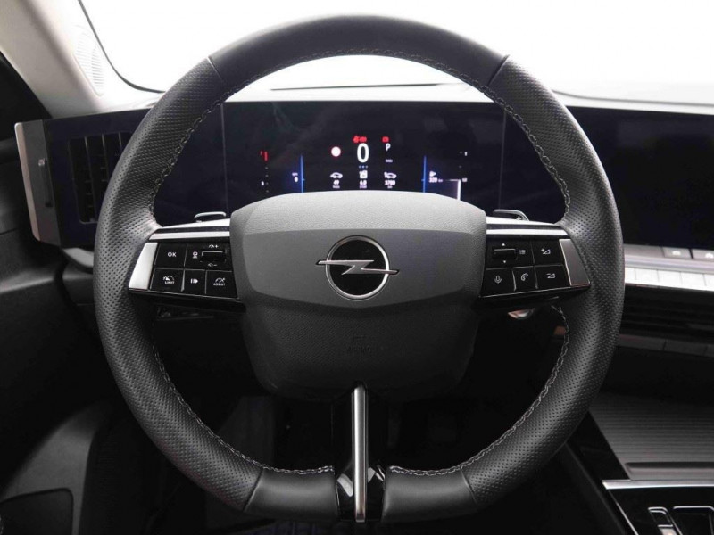 Photo 6 de l'offre de OPEL Astra 1.2 T 130 Automaat SportsTourer Edition à 23734€ chez Carlyss automobiles Vitré