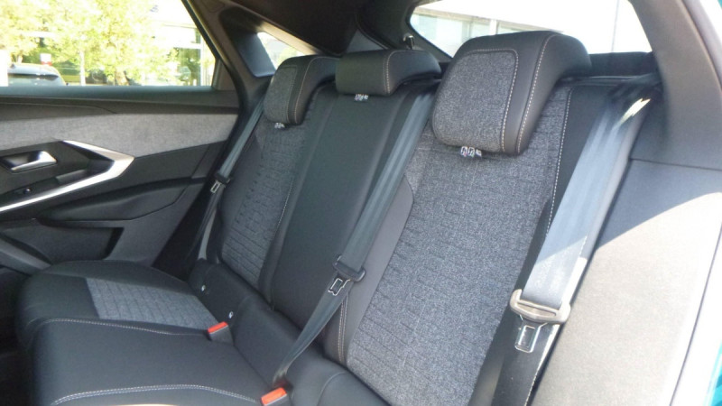 Photo 6 de l'offre de PEUGEOT 3008 Hybrid 145 e-DCS6 Allure à 33398€ chez Carlyss automobiles Vitré