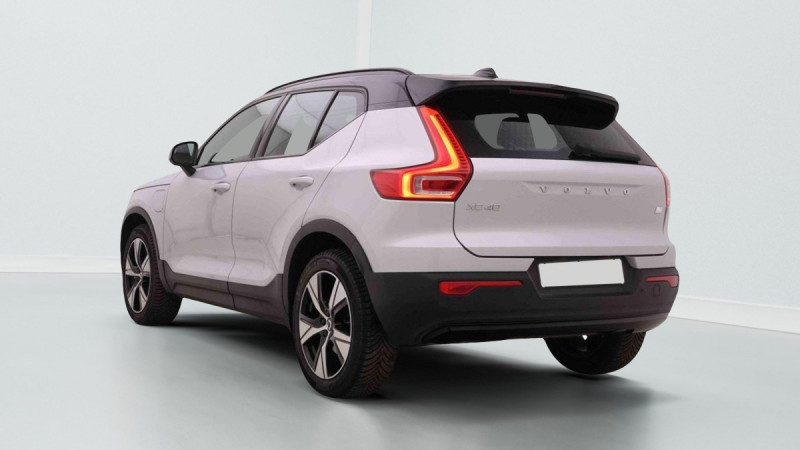 Photo 4 de l'offre de VOLVO XC40 1.5 PHEV T5 262 R-Design à 41565€ chez Carlyss automobiles Vitré