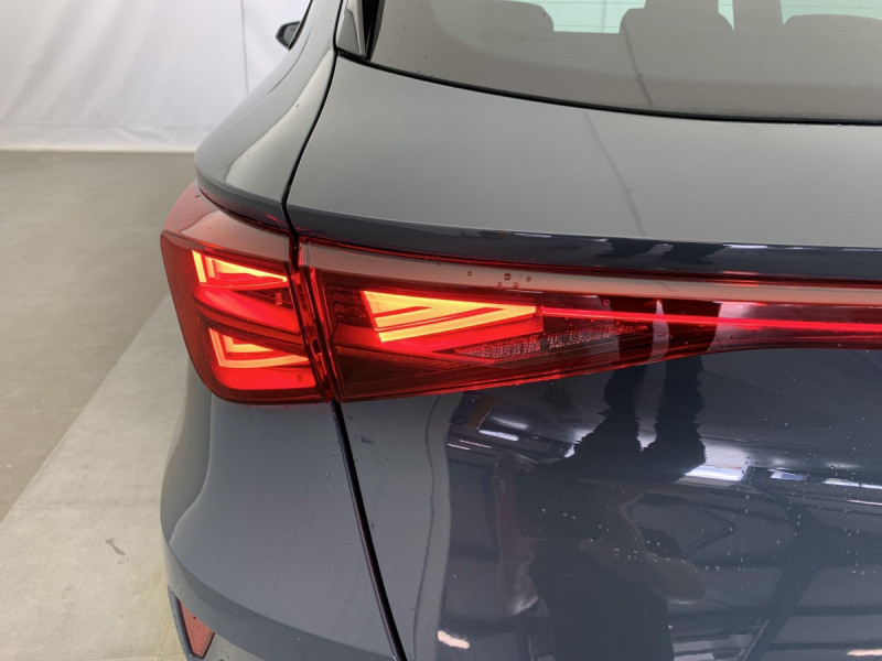 Photo 19 de l'offre de Cupra LEON Sportstourer eHybrid 204 ch DSG6 V à 33498€ chez Carlyss automobiles Vitré