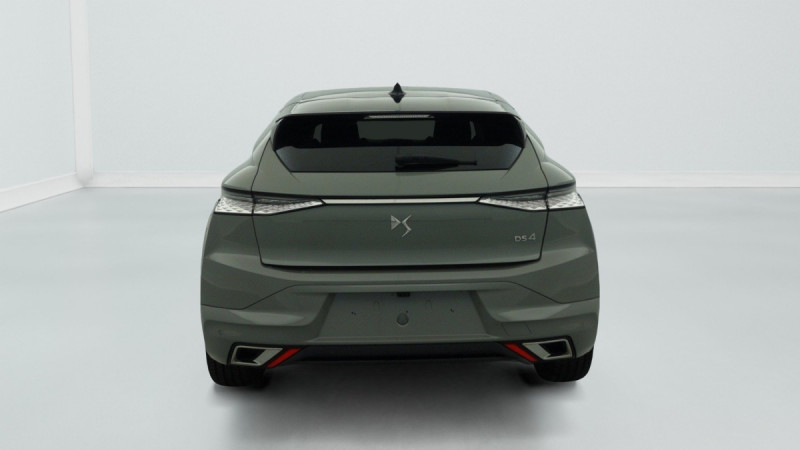 Photo 6 de l'offre de DS DS4 PureTech 130 EAT8 Rivoli à 23438€ chez Carlyss automobiles Vitré