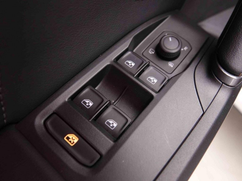 Photo 20 de l'offre de CUPRA Formentor 1.5 TSi 150 ACT à 28098€ chez Carlyss automobiles Vitré